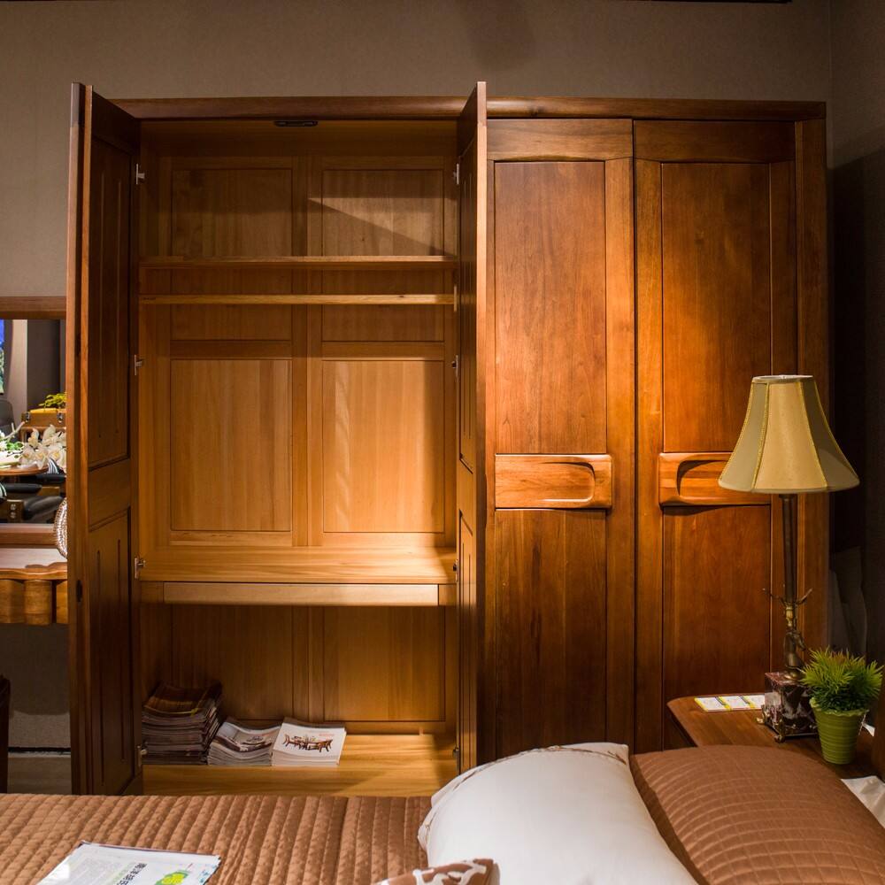 南洋胡氏-四门衣柜-ya6201